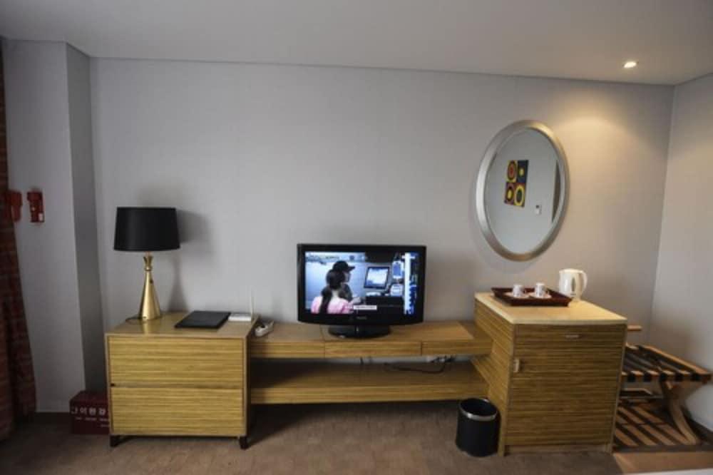 Philos Hotel Похан Екстер'єр фото